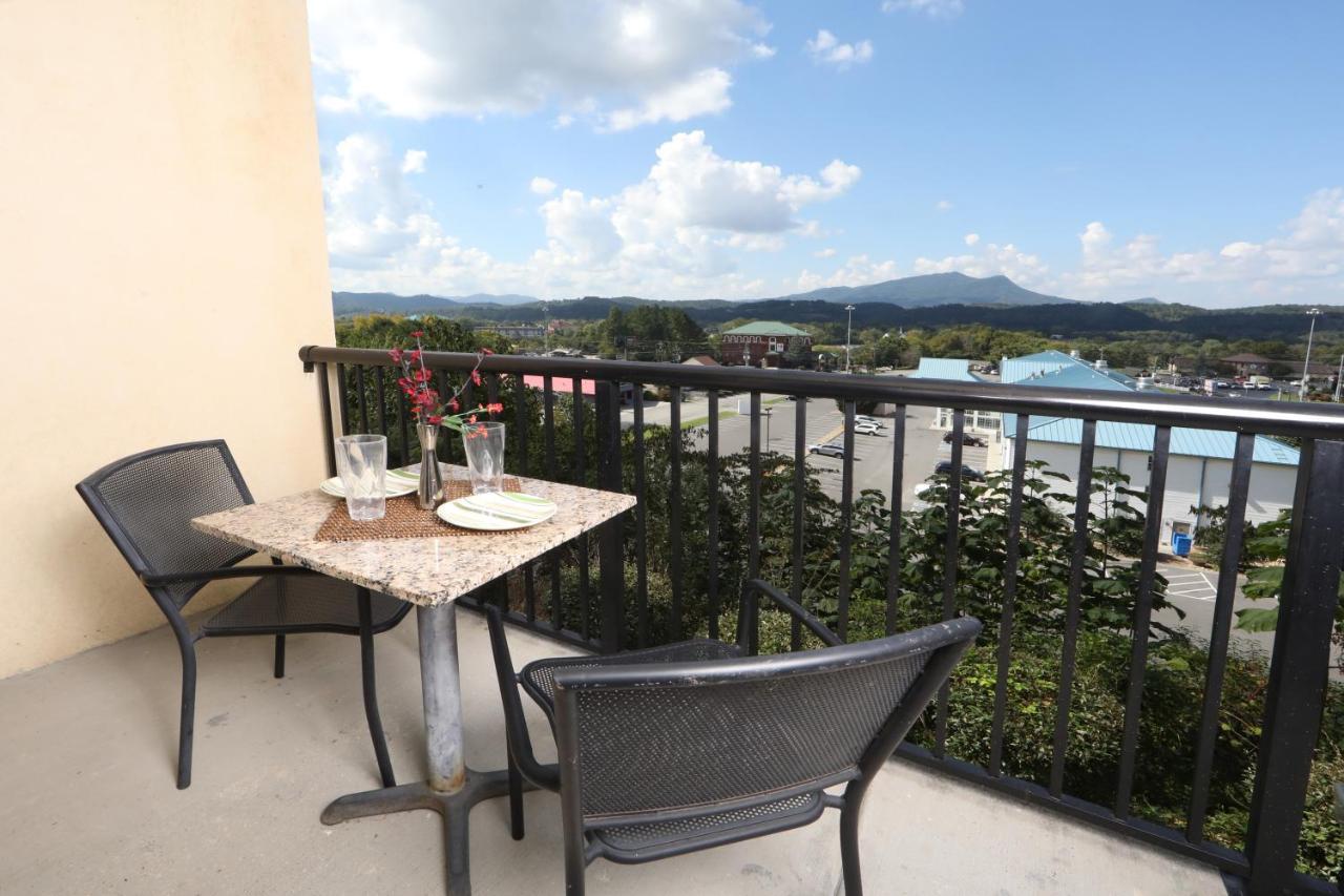 Mountain View Condo 1205 ピジョンフォージ エクステリア 写真